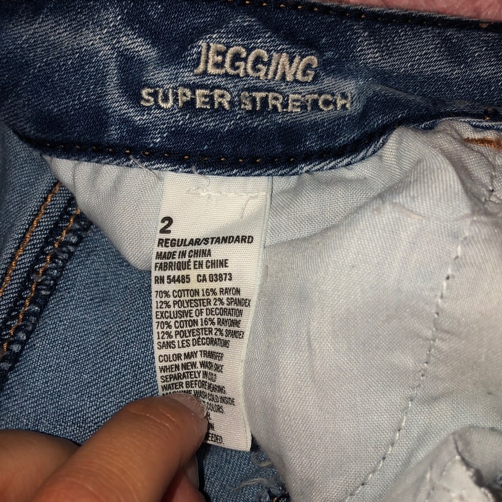 Jeans - Picture 2 of 3